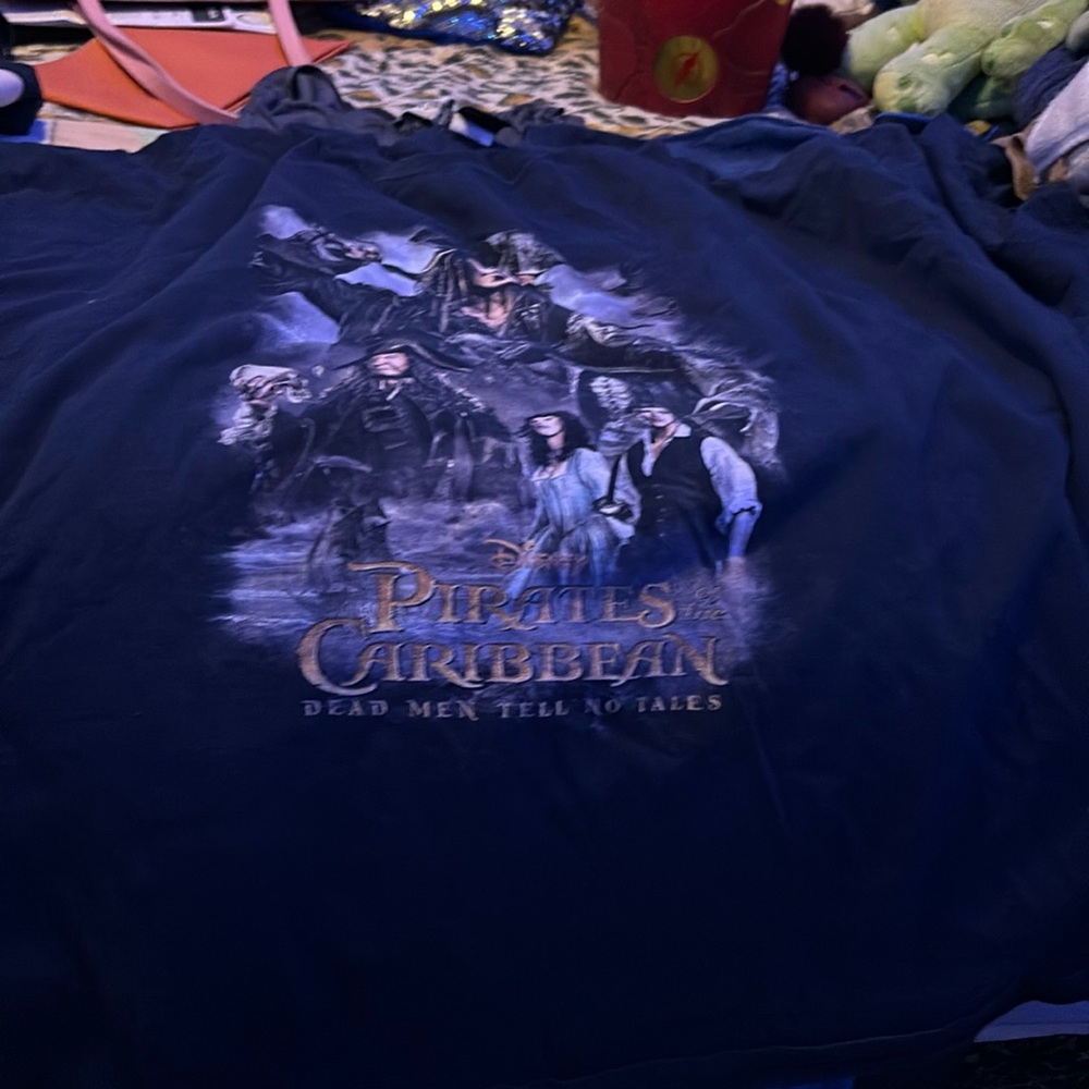 Pirates of the Caribbean oversized t-shirt